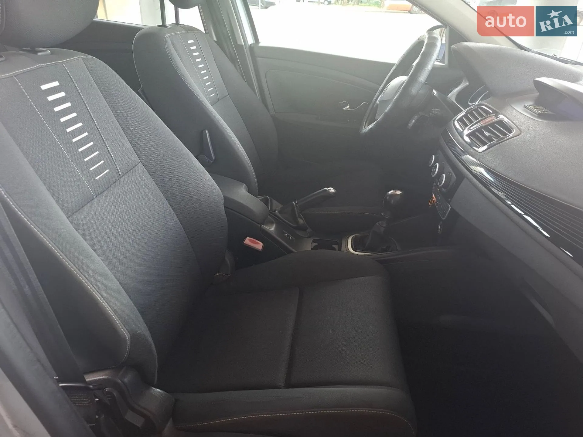 2012 Renault Megane - мініатюра 18