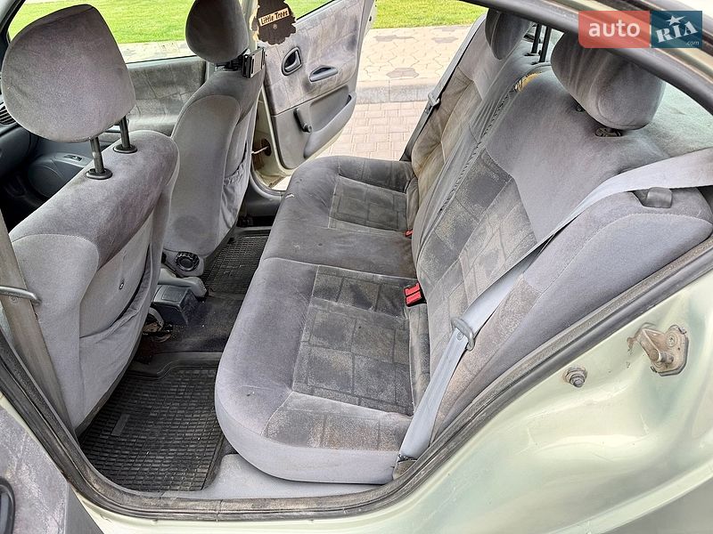 Хэтчбек Renault Megane 2001 в Одессе