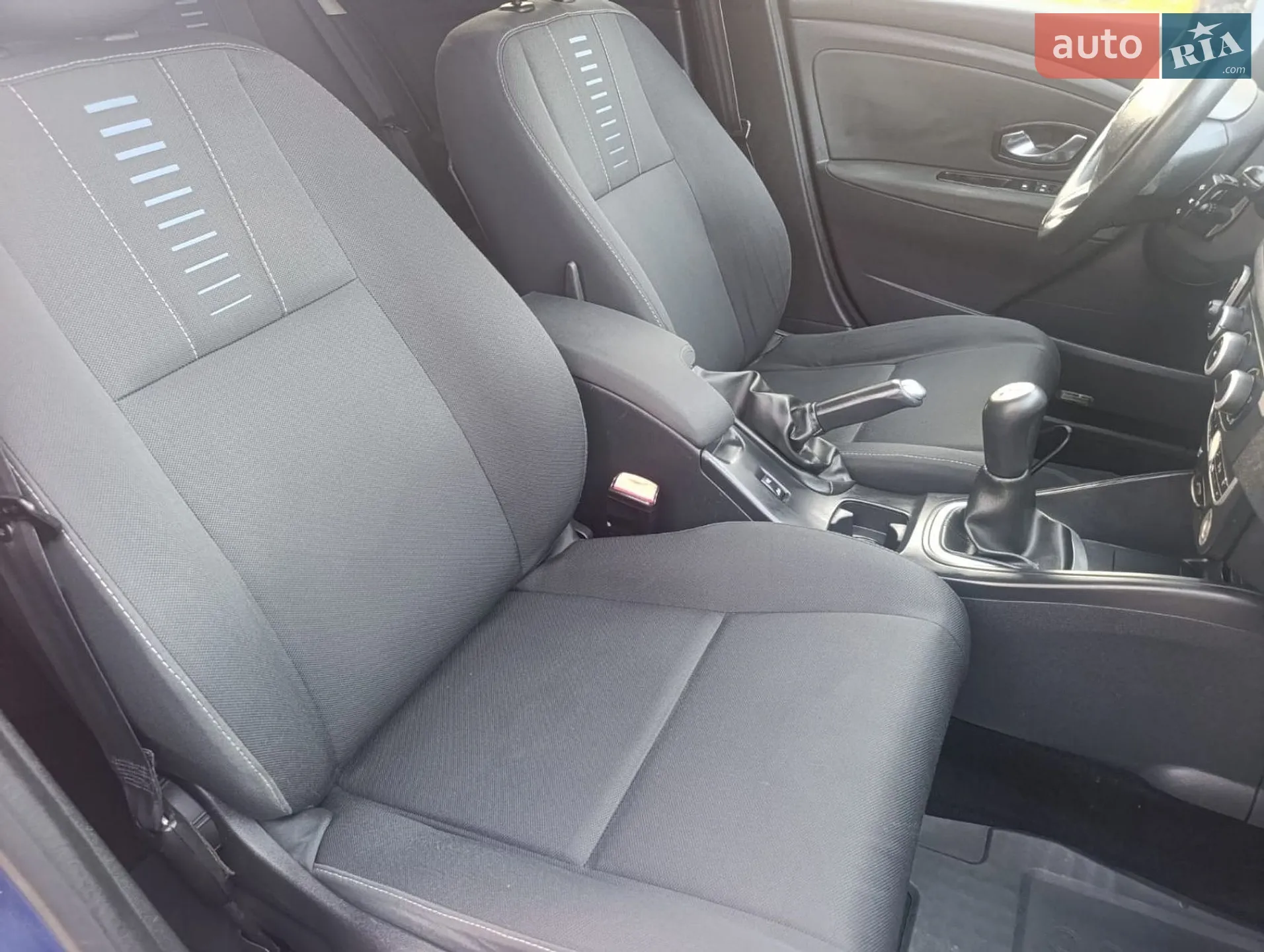2011 Renault Megane - мініатюра 24