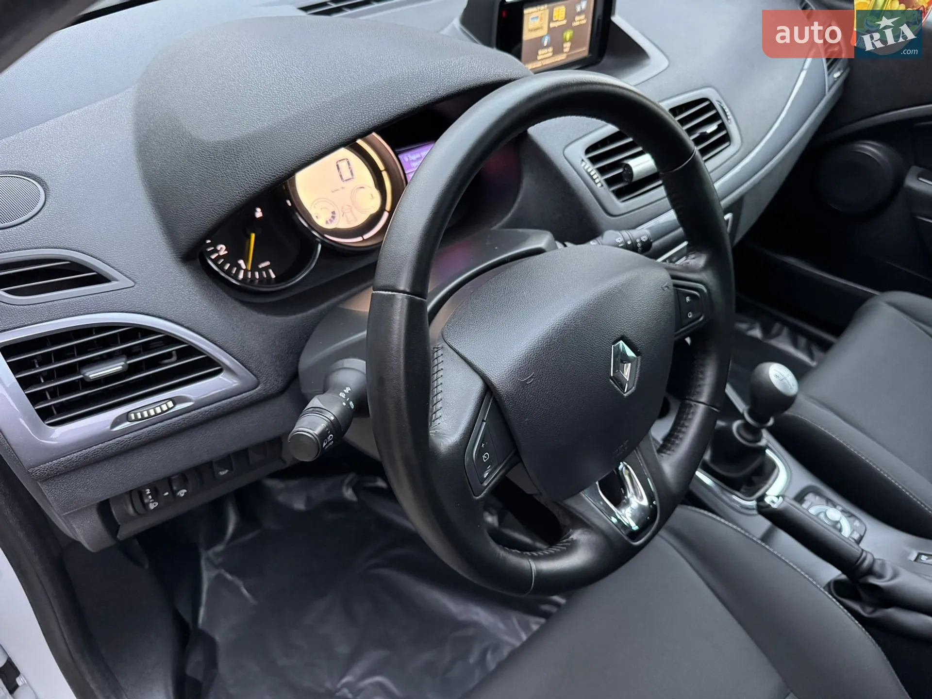 2015 Renault Megane - мініатюра 26