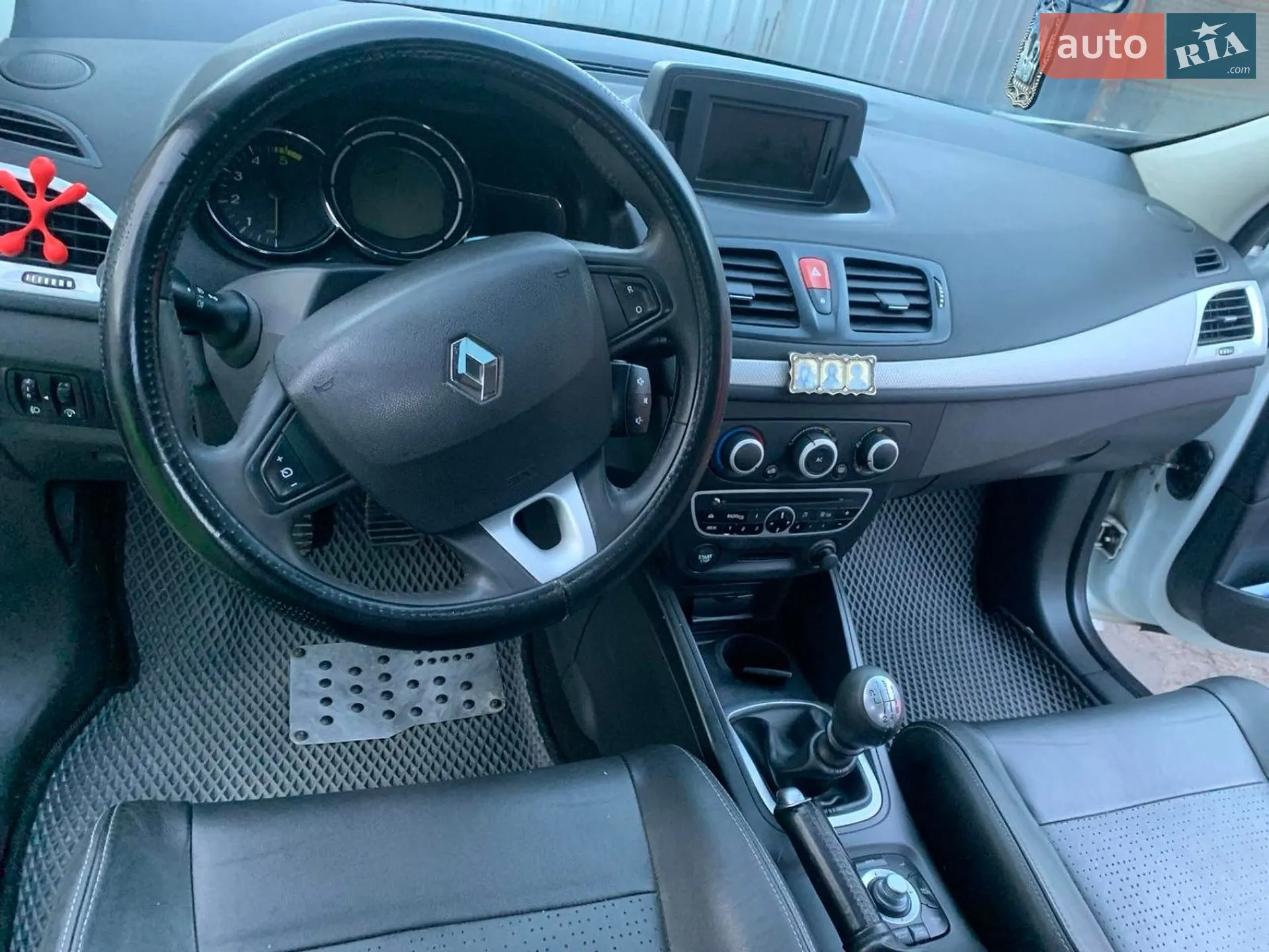 2010 Renault Megane - мініатюра 4