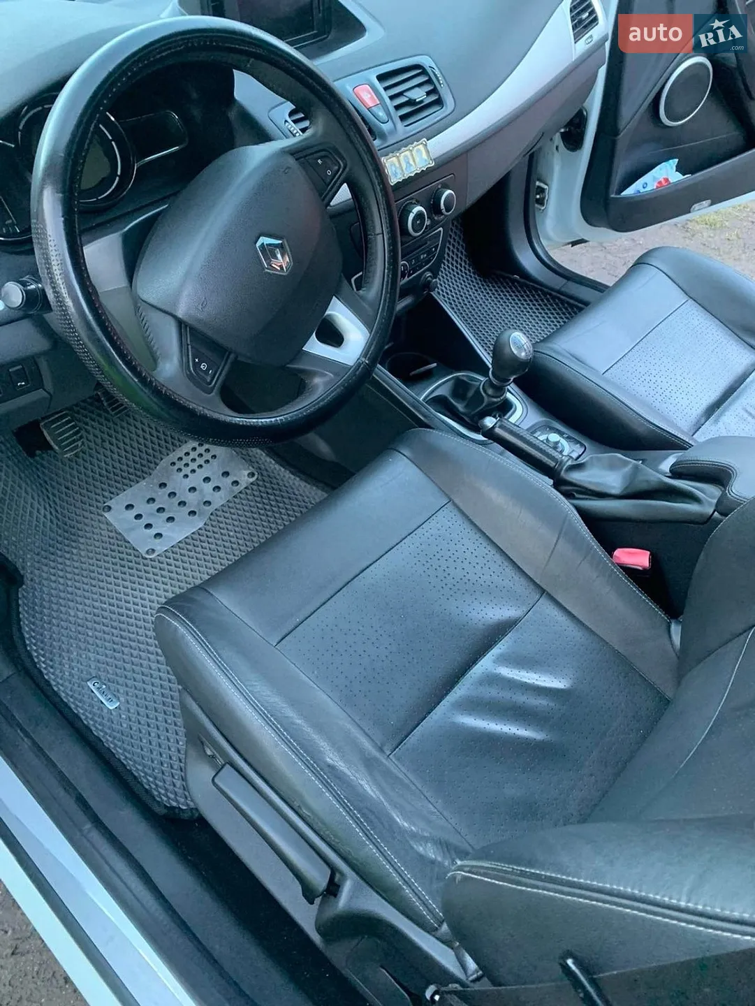 2010 Renault Megane - мініатюра 3