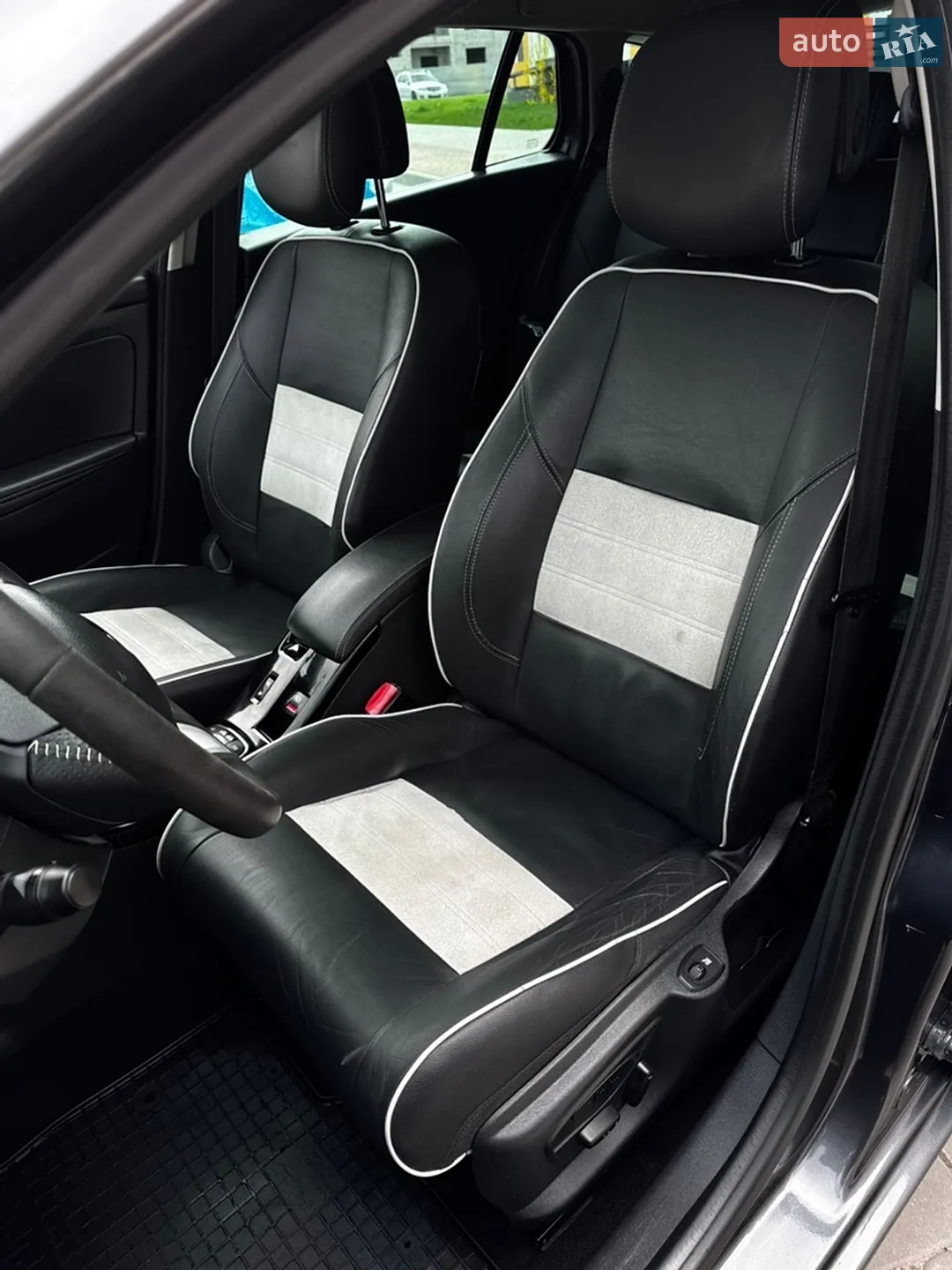 2012 Renault Megane - мініатюра 20