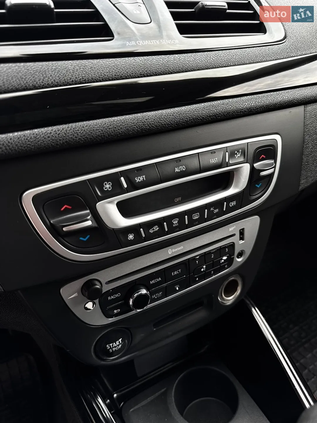 2012 Renault Megane - мініатюра 41