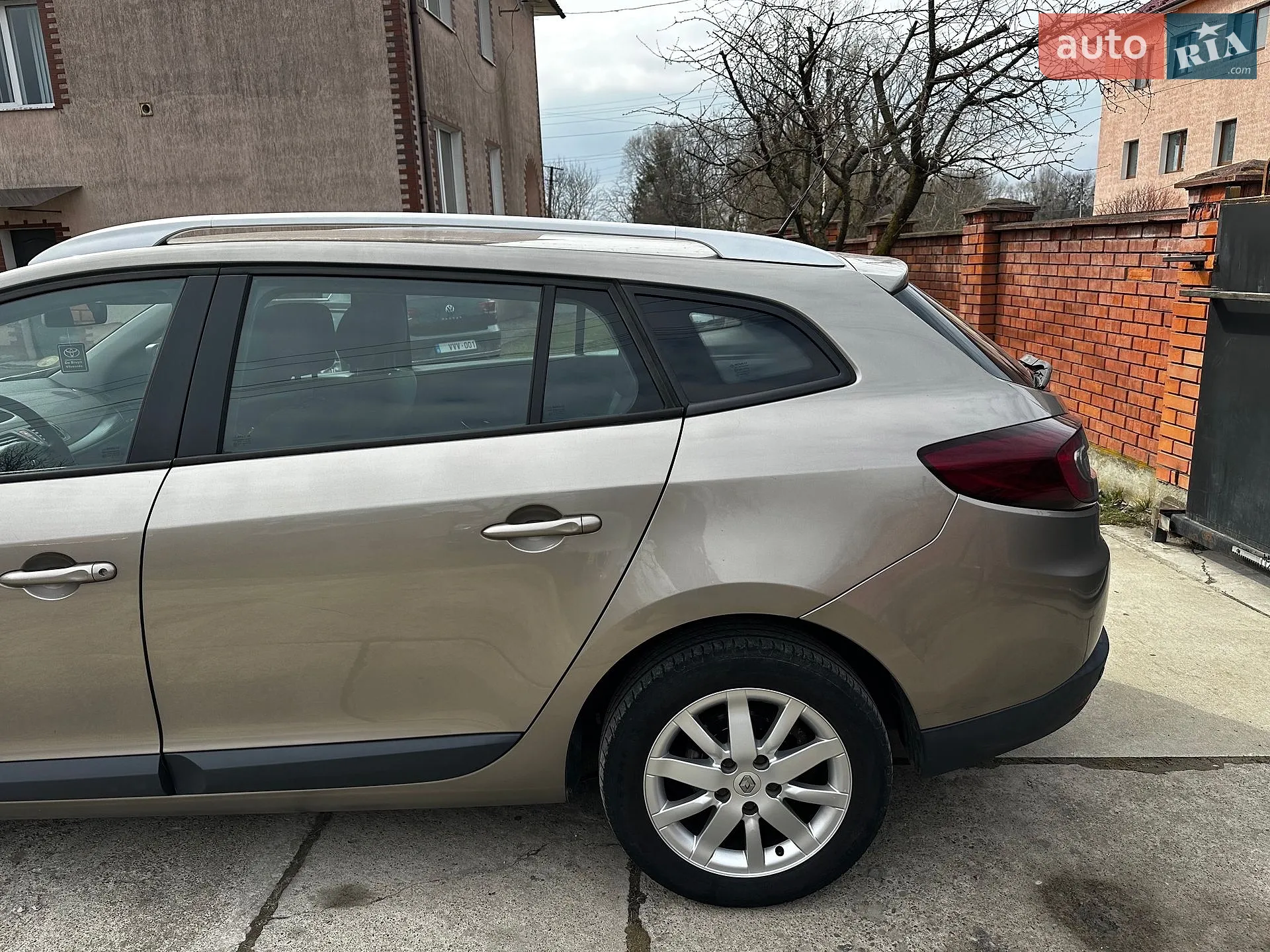 2010 Renault Megane - мініатюра 18