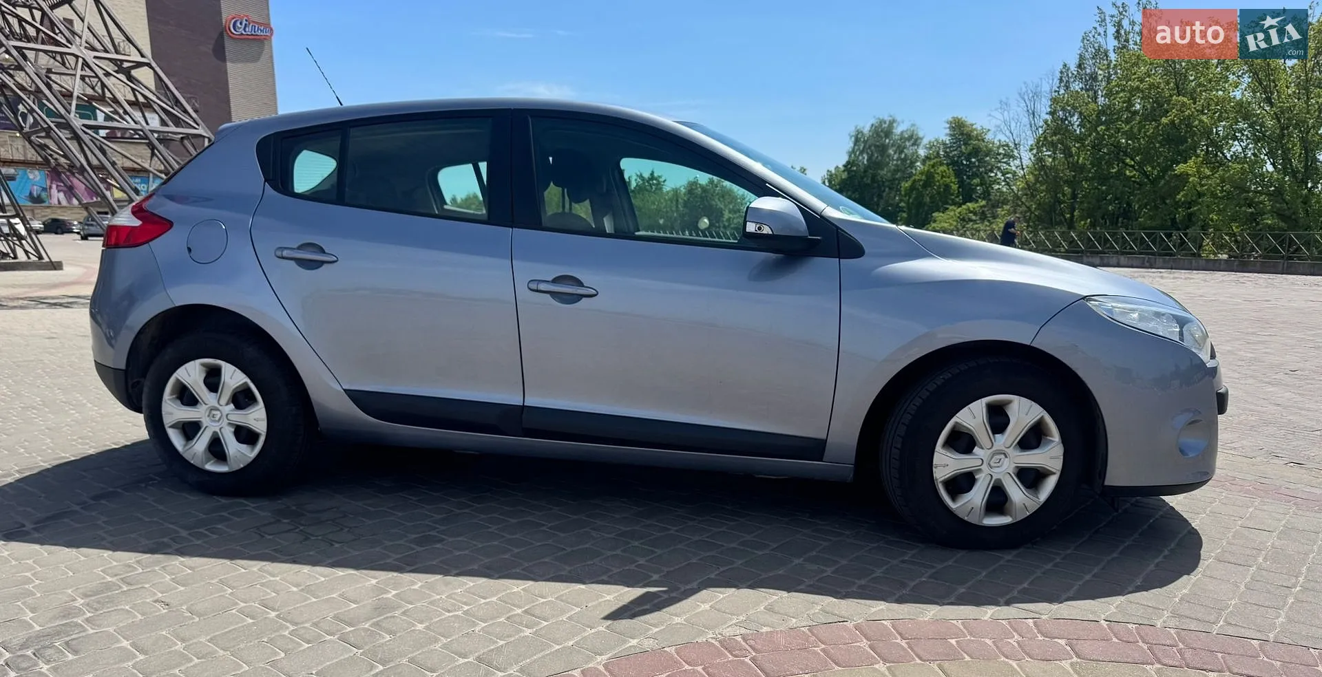 2010 Renault Megane - мініатюра 3