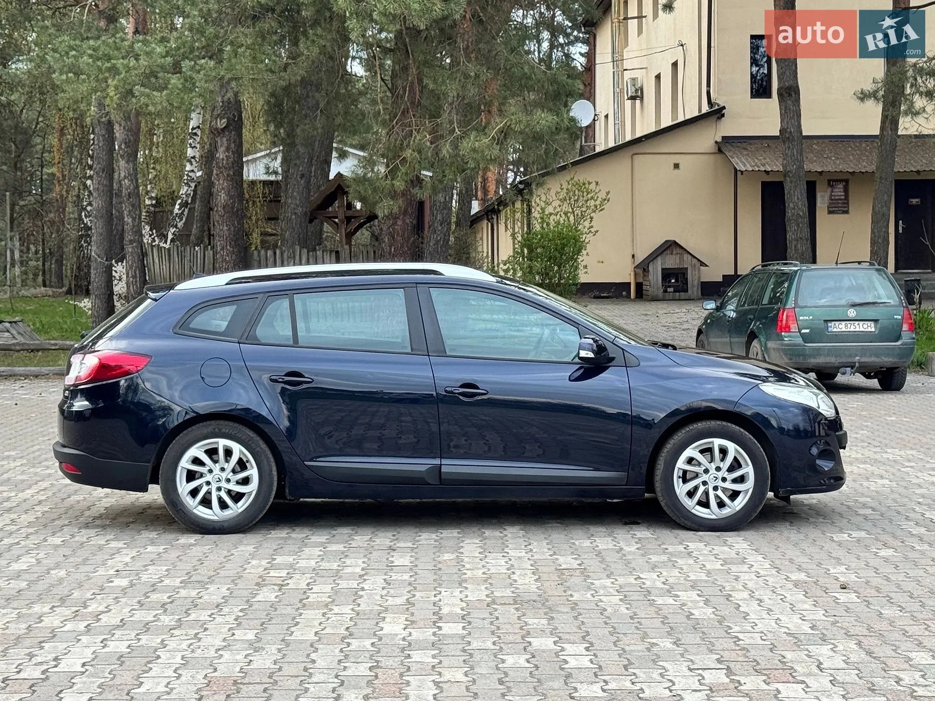 2010 Renault Megane - мініатюра 8
