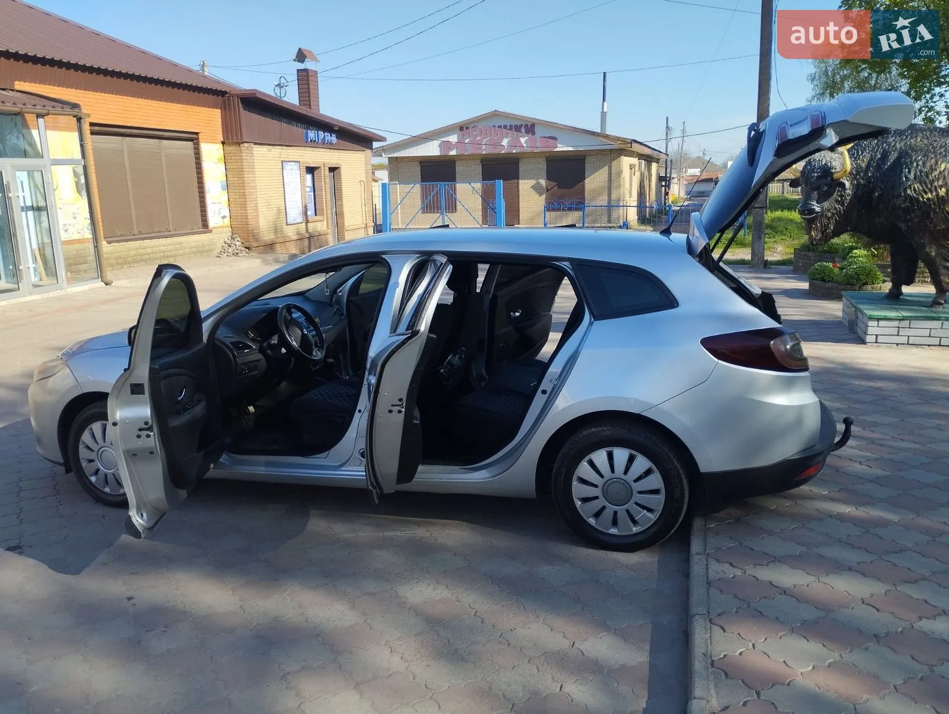 2010 Renault Megane - мініатюра 11