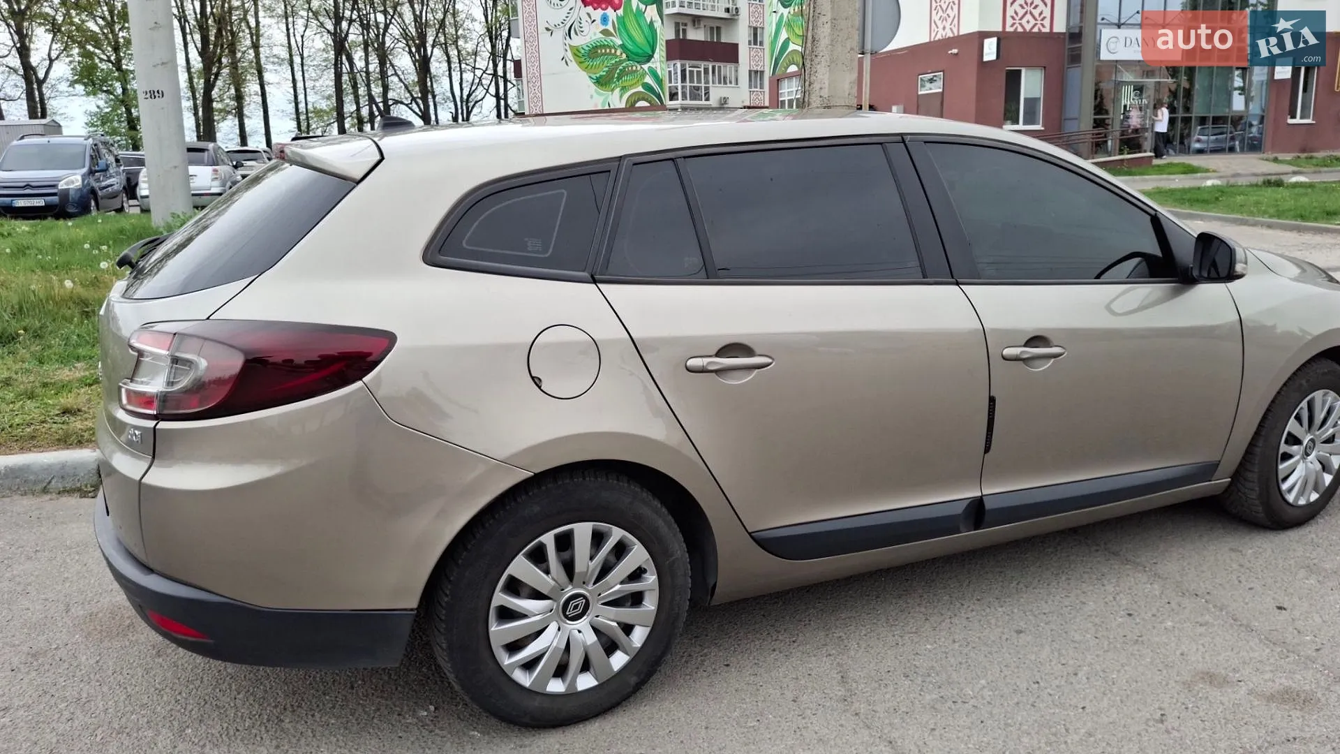 2010 Renault Megane - мініатюра 11