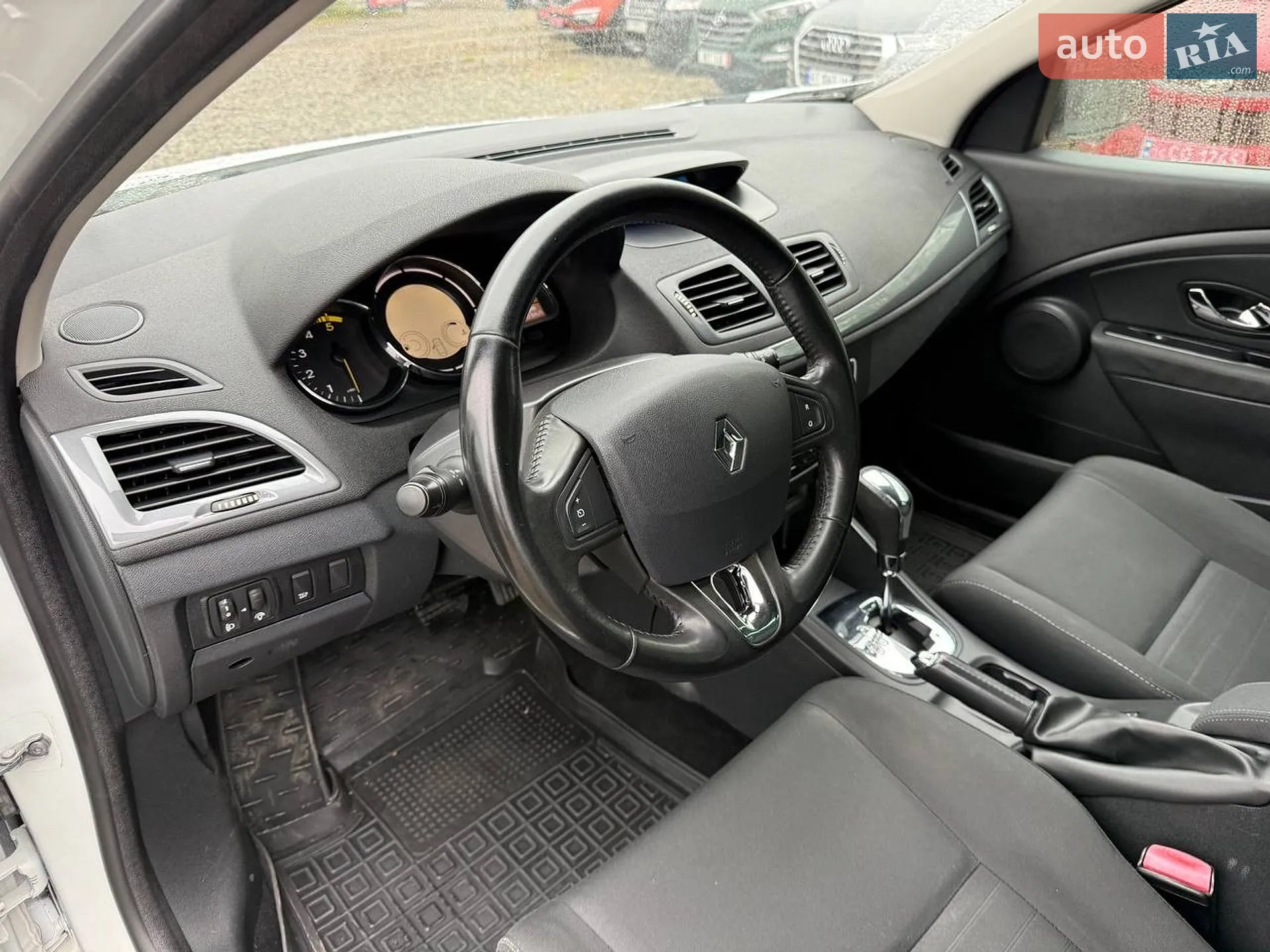 2016 Renault Megane - мініатюра 13