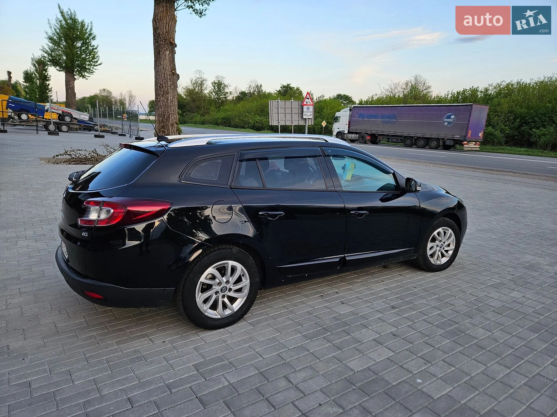 2012 Renault Megane - мініатюра 16