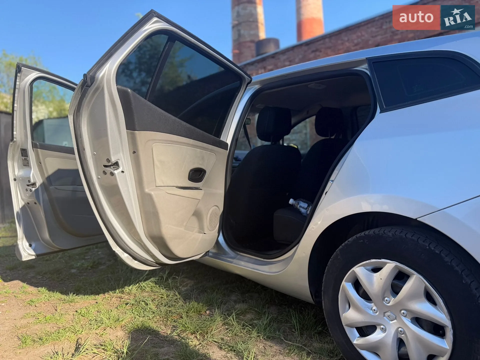 2011 Renault Megane - мініатюра 12