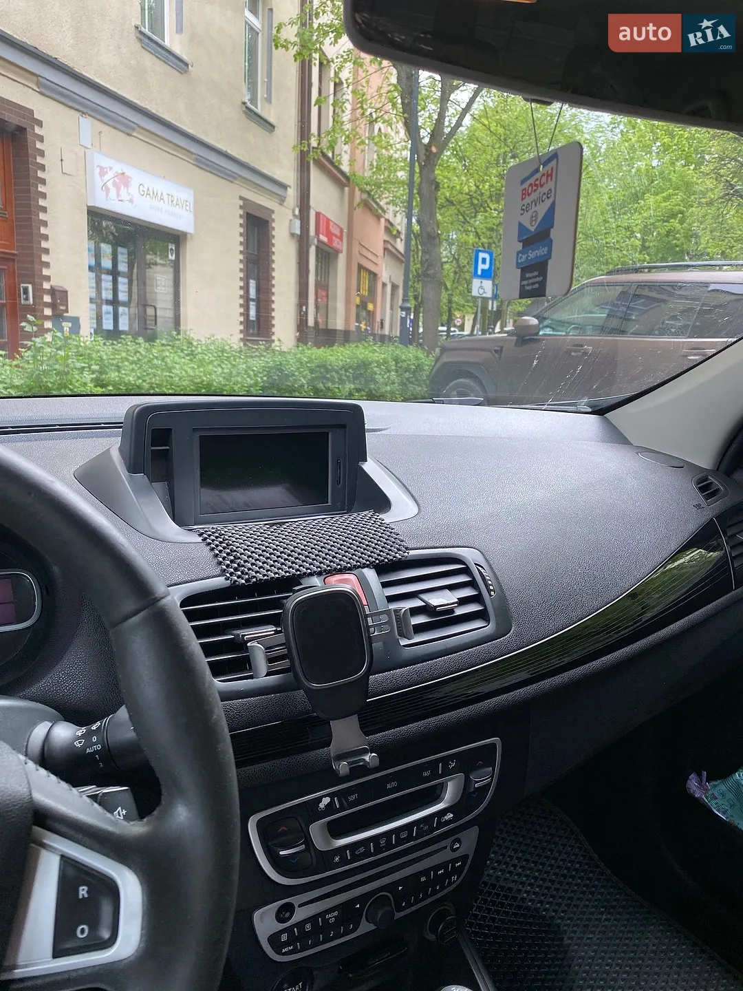 2011 Renault Megane - мініатюра 9