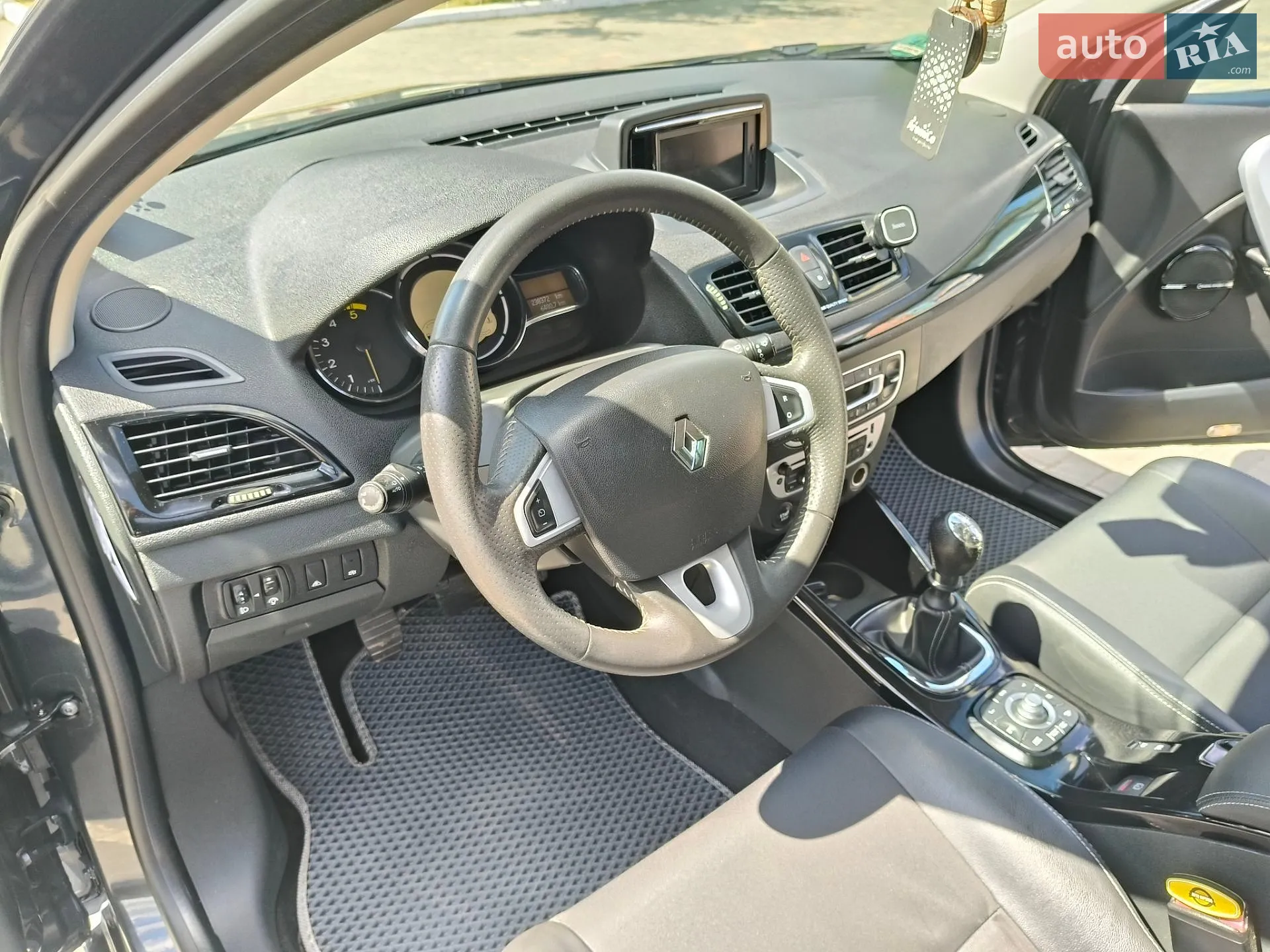 2012 Renault Megane - мініатюра 10