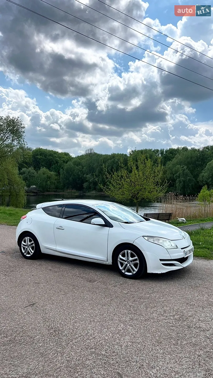 2010 Renault Megane - мініатюра 3