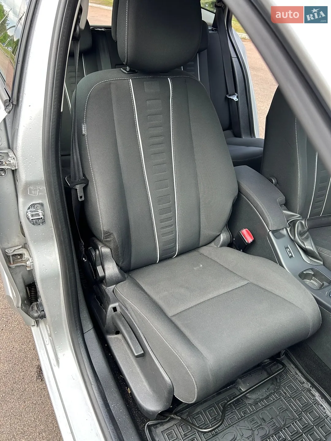 2012 Renault Megane - мініатюра 36