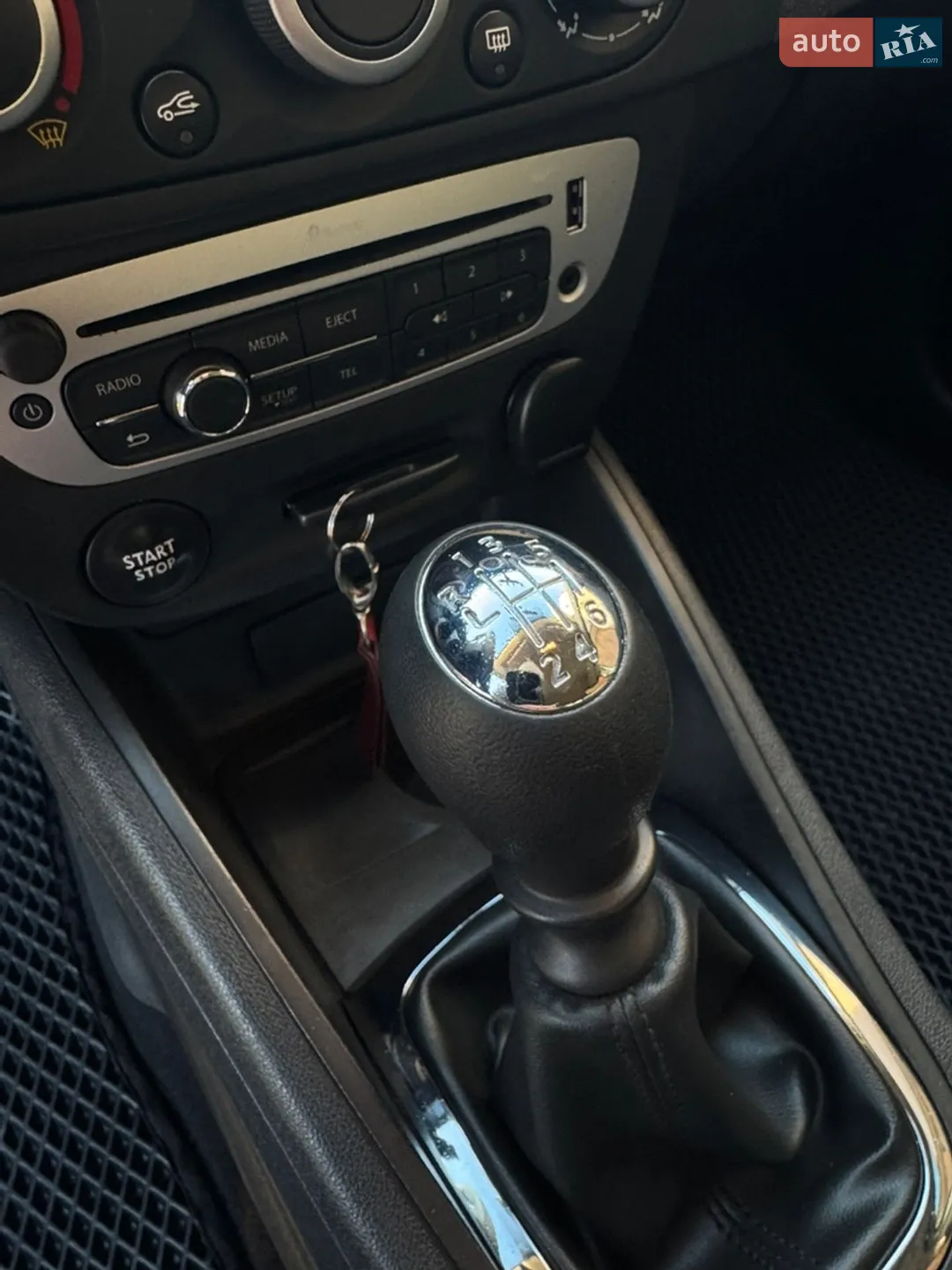 2015 Renault Megane - мініатюра 21