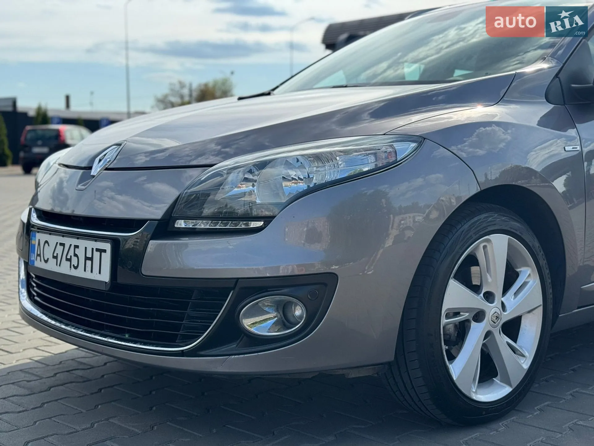 2012 Renault Megane - мініатюра 9