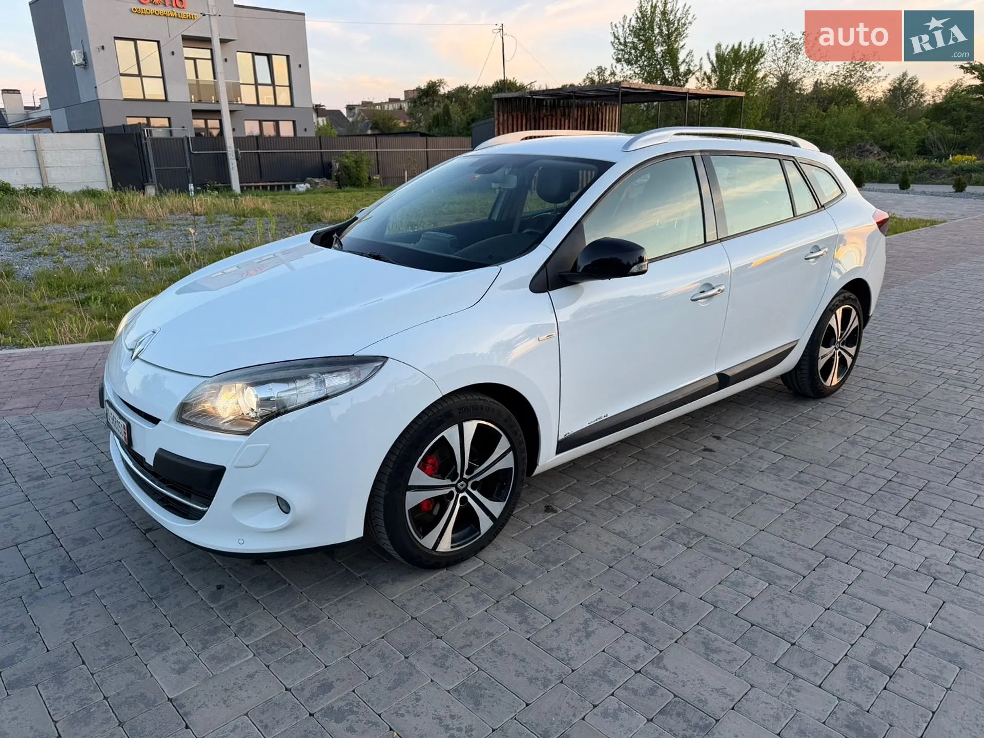 2012 Renault Megane - мініатюра 21