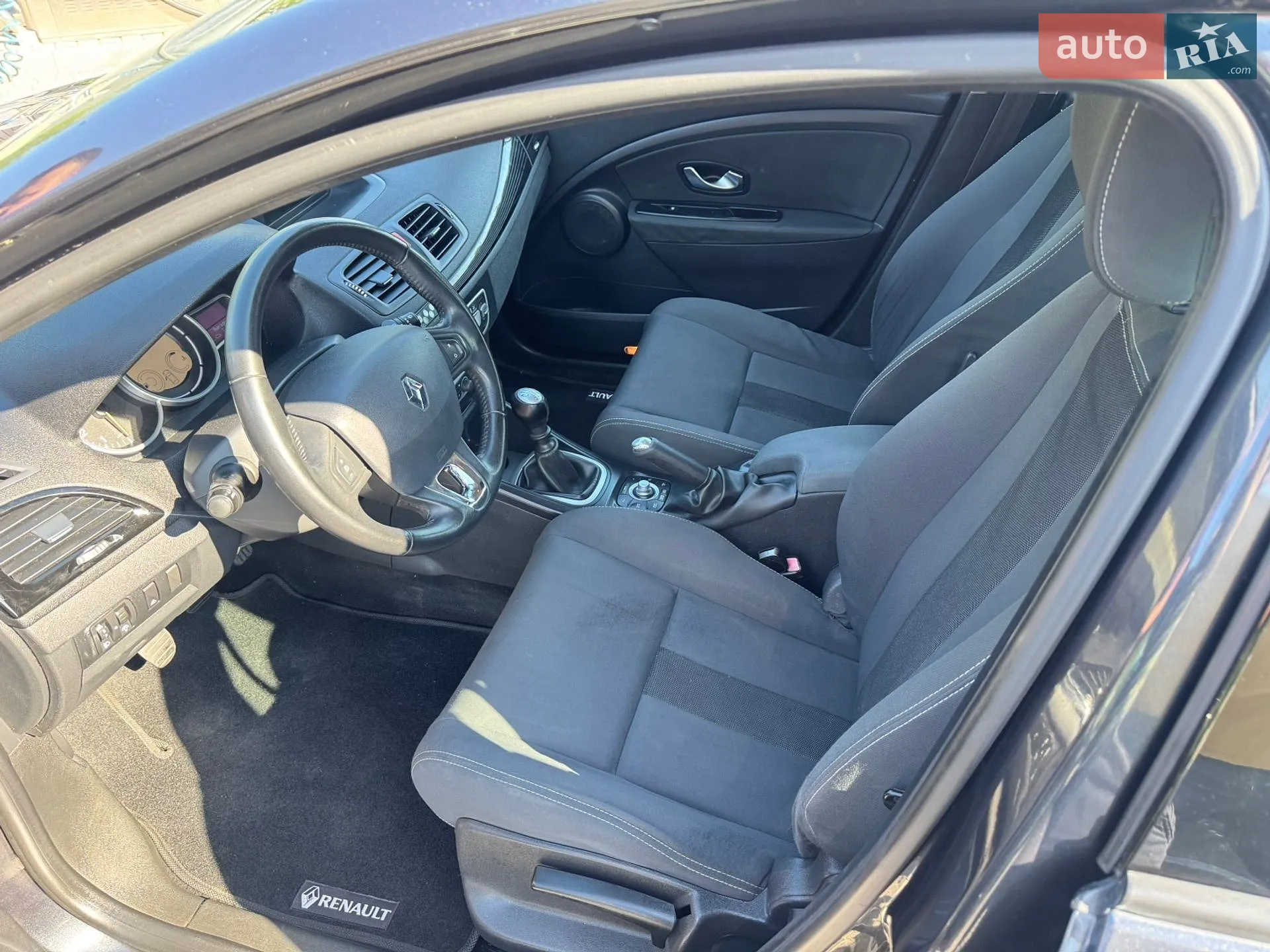 2011 Renault Megane - мініатюра 9