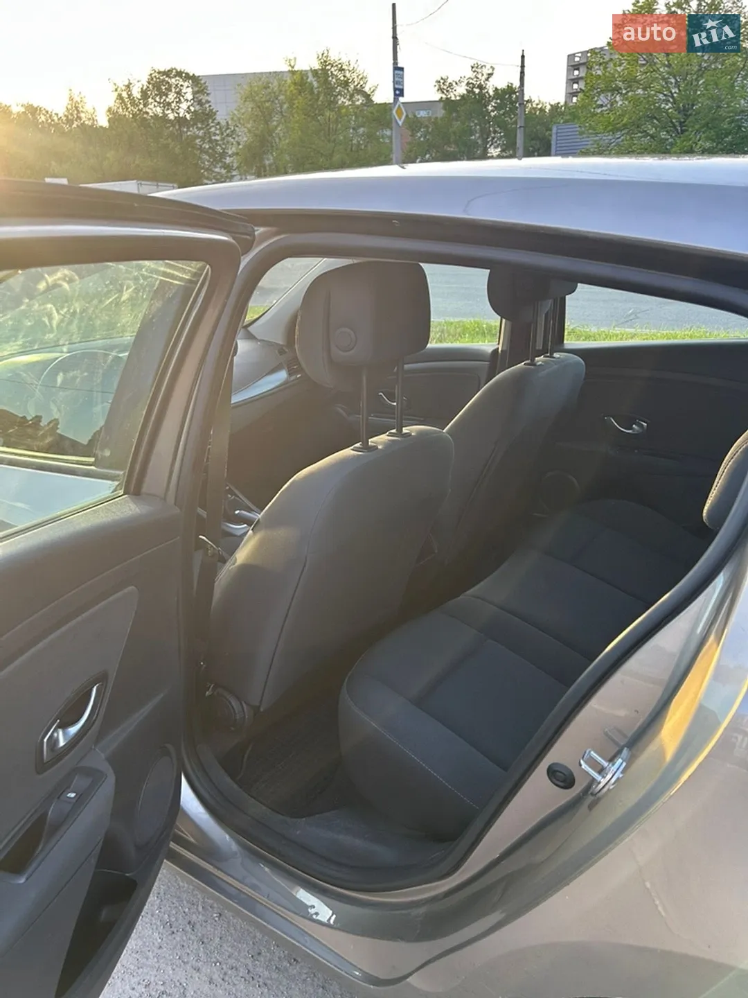 2011 Renault Megane - мініатюра 12