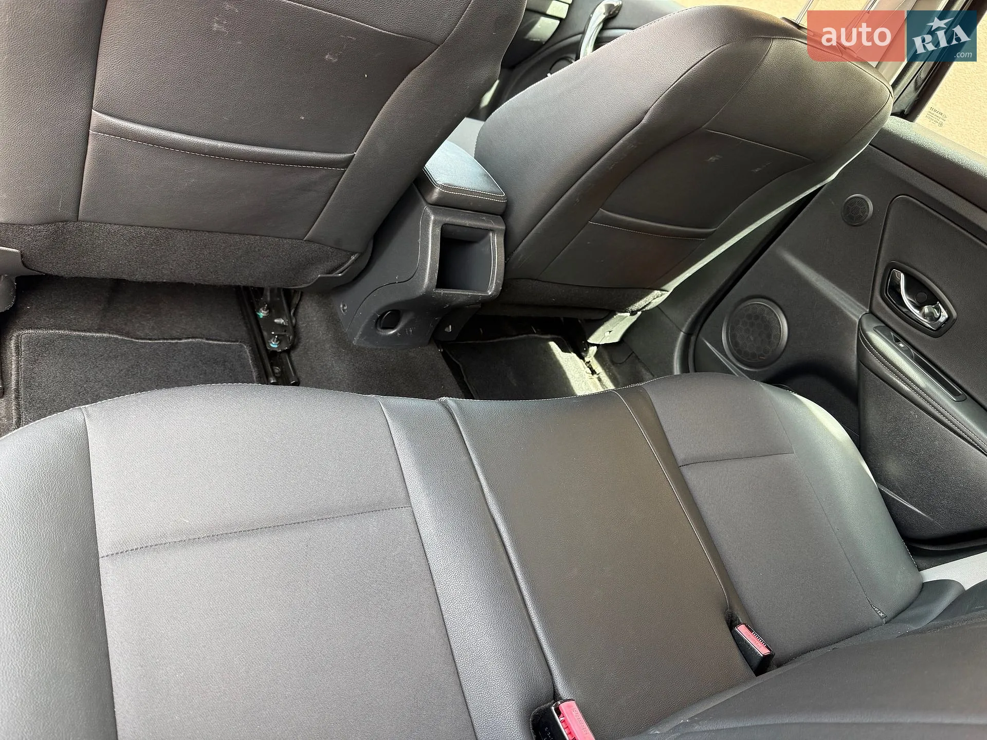 2012 Renault Megane - мініатюра 22