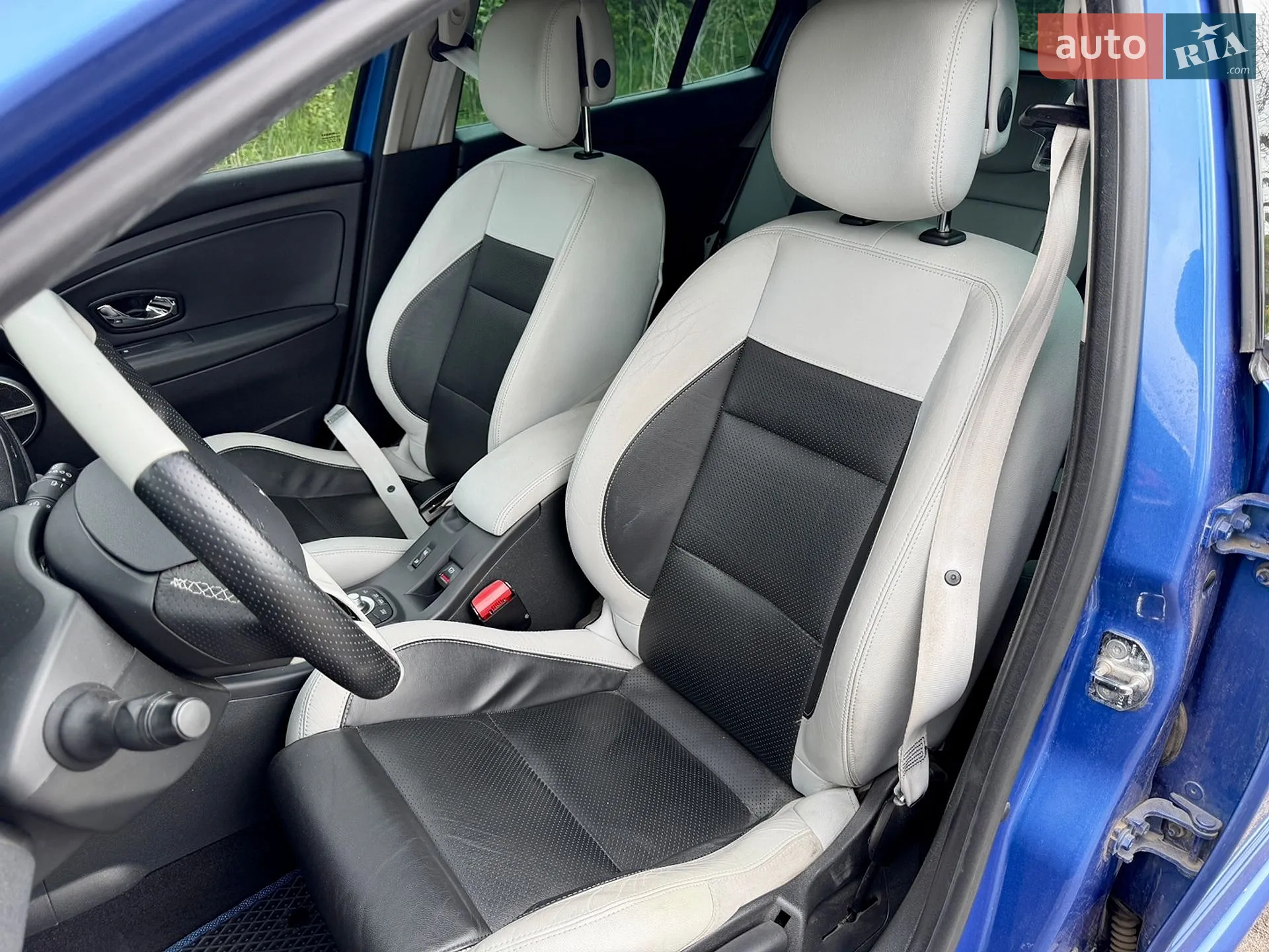 2012 Renault Megane - мініатюра 31