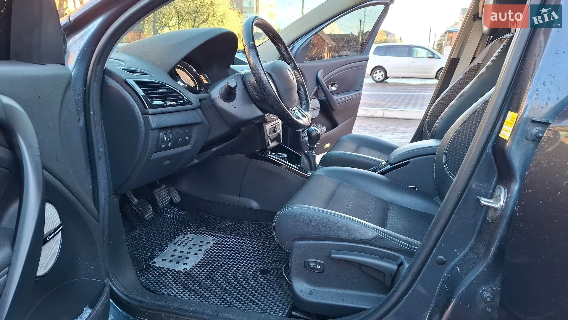 2016 Renault Megane - мініатюра 14