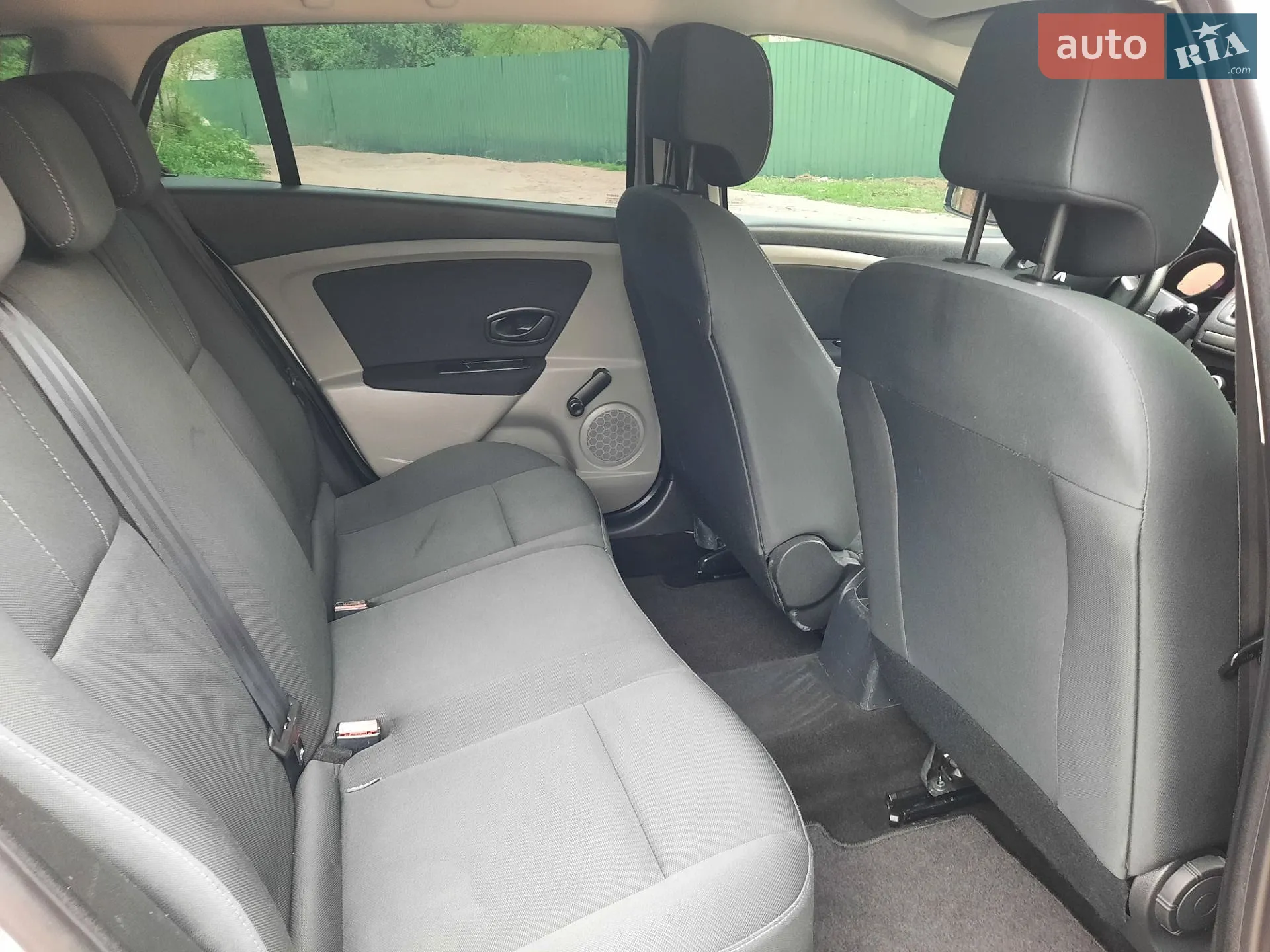 2011 Renault Megane - мініатюра 45
