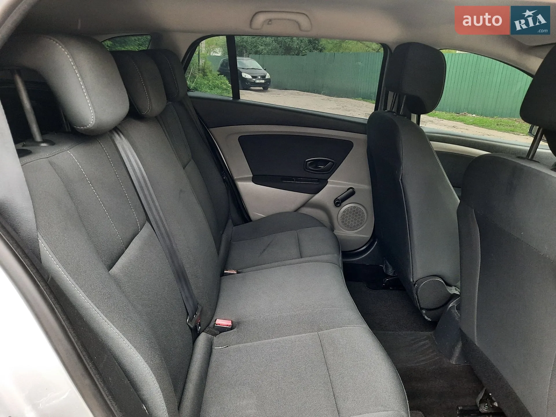 2011 Renault Megane - мініатюра 46