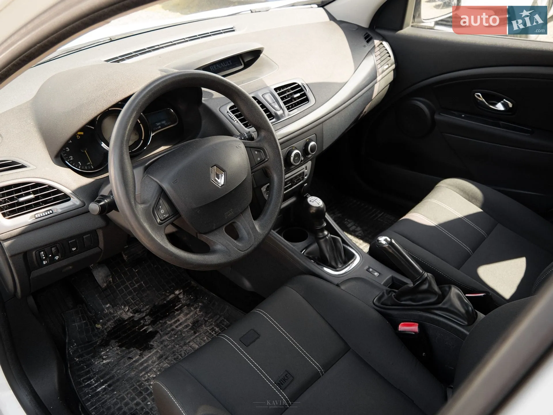 2015 Renault Megane - мініатюра 10