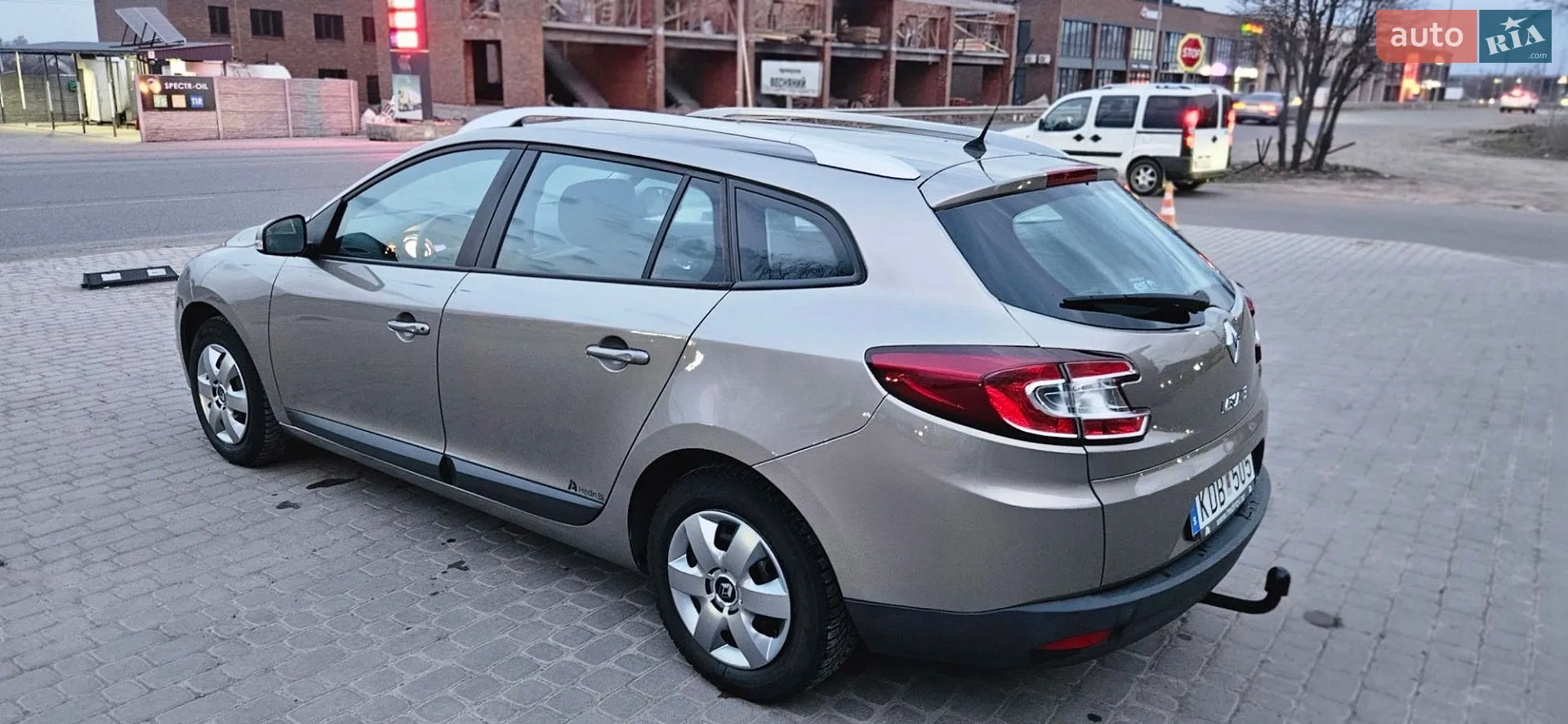 2010 Renault Megane - мініатюра 9