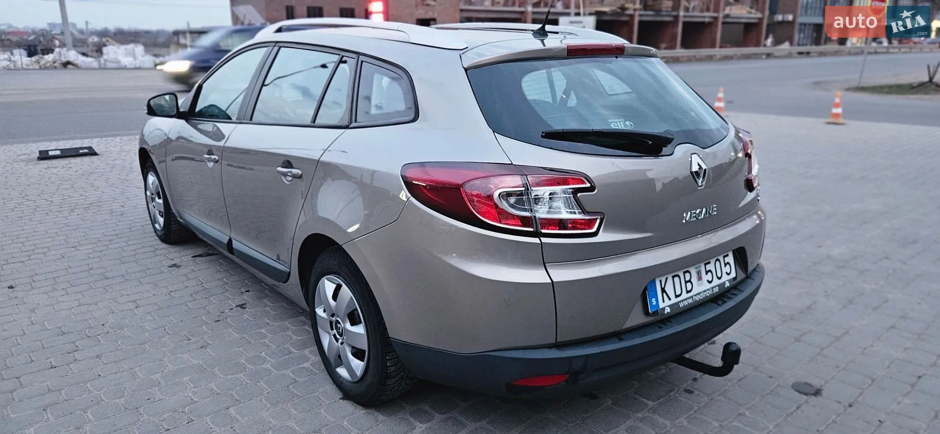 2010 Renault Megane - мініатюра 18