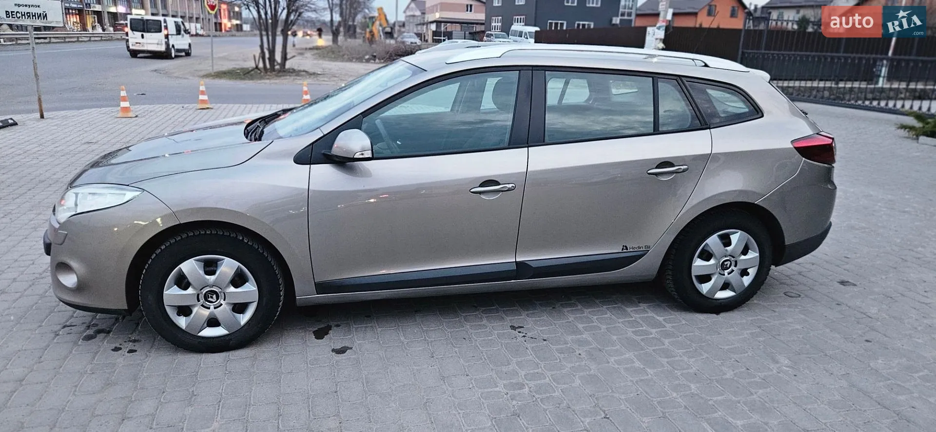 2010 Renault Megane - мініатюра 33
