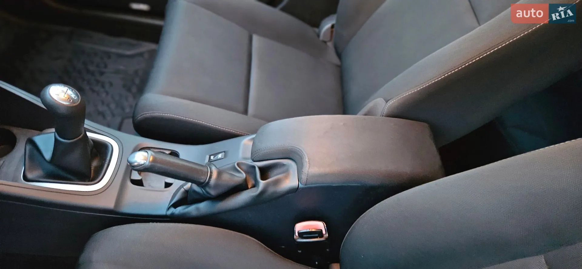 2010 Renault Megane - мініатюра 50