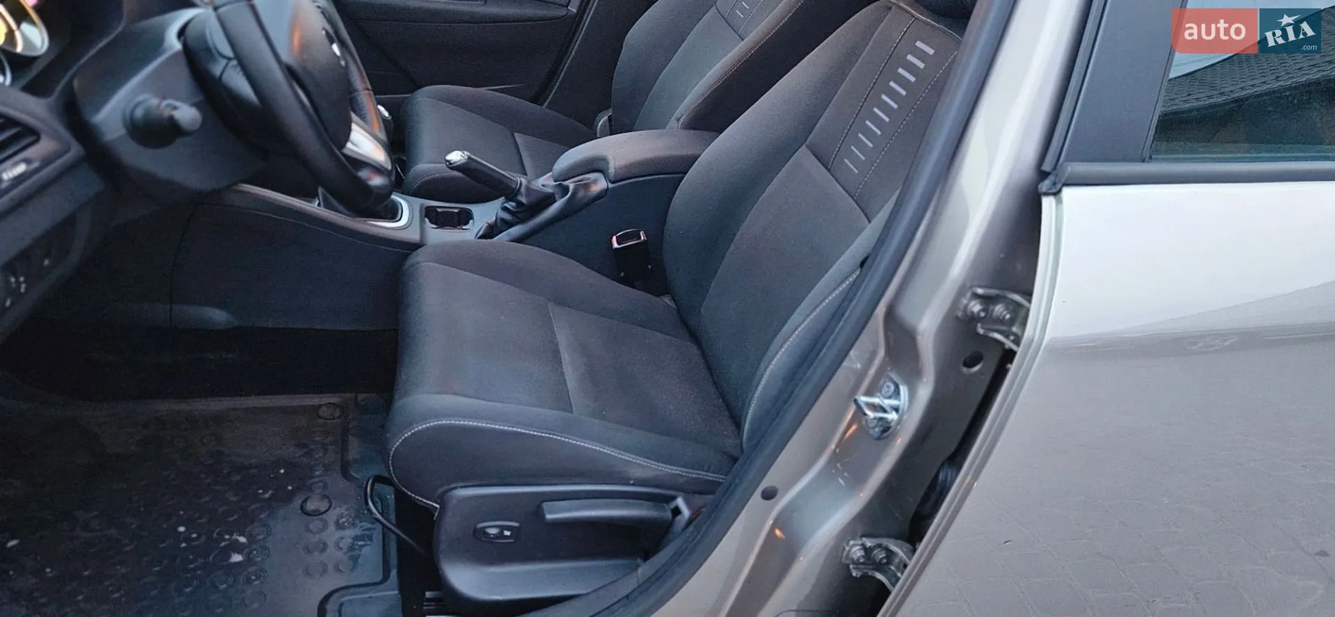 2010 Renault Megane - мініатюра 78