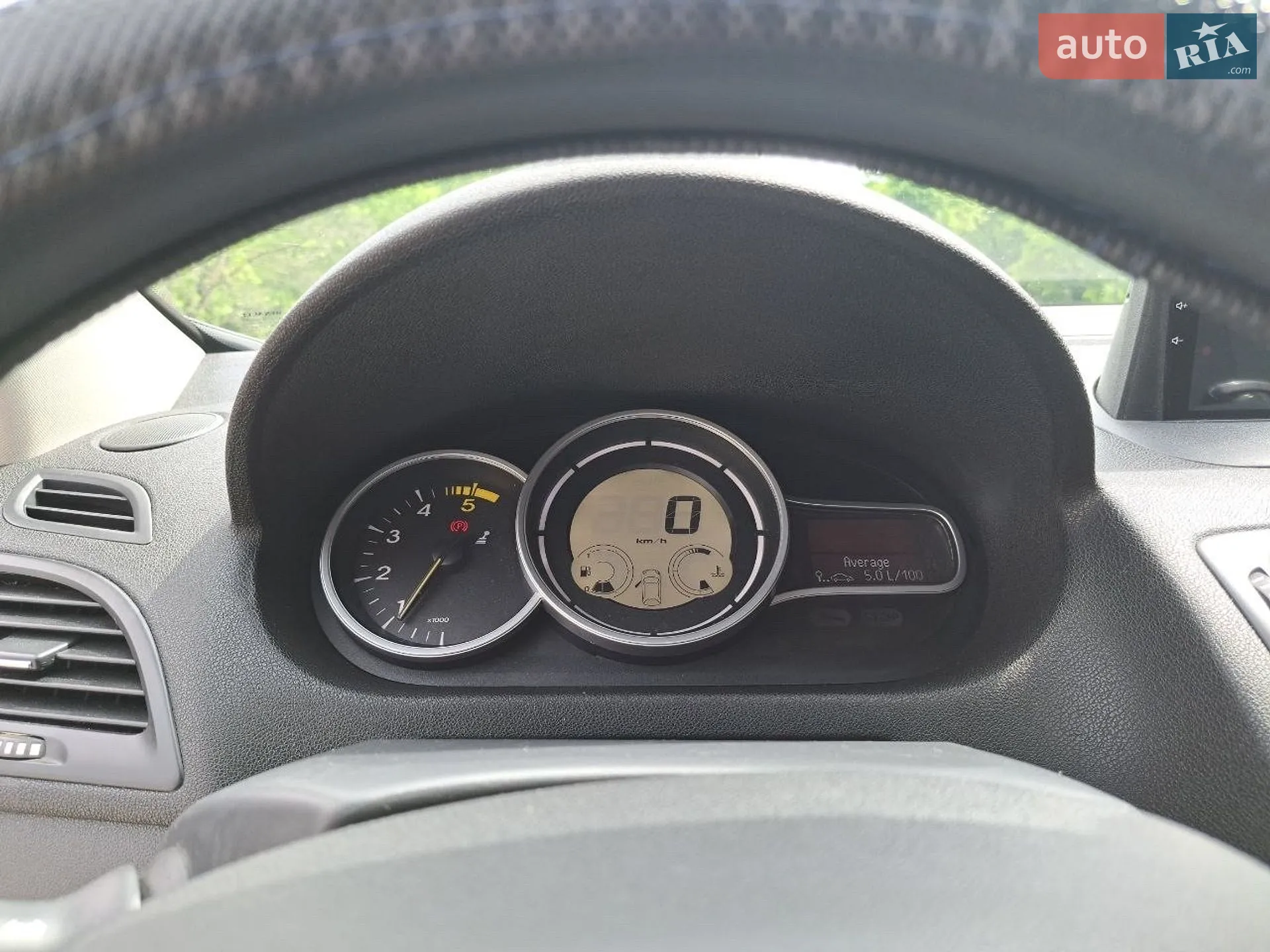 2010 Renault Megane - мініатюра 9