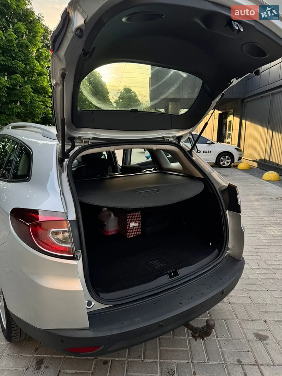 2010 Renault Megane - мініатюра 4