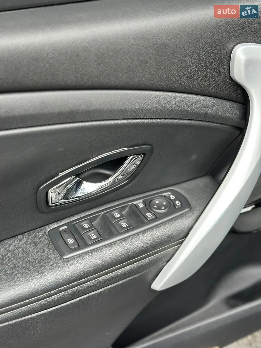 2012 Renault Megane - мініатюра 30