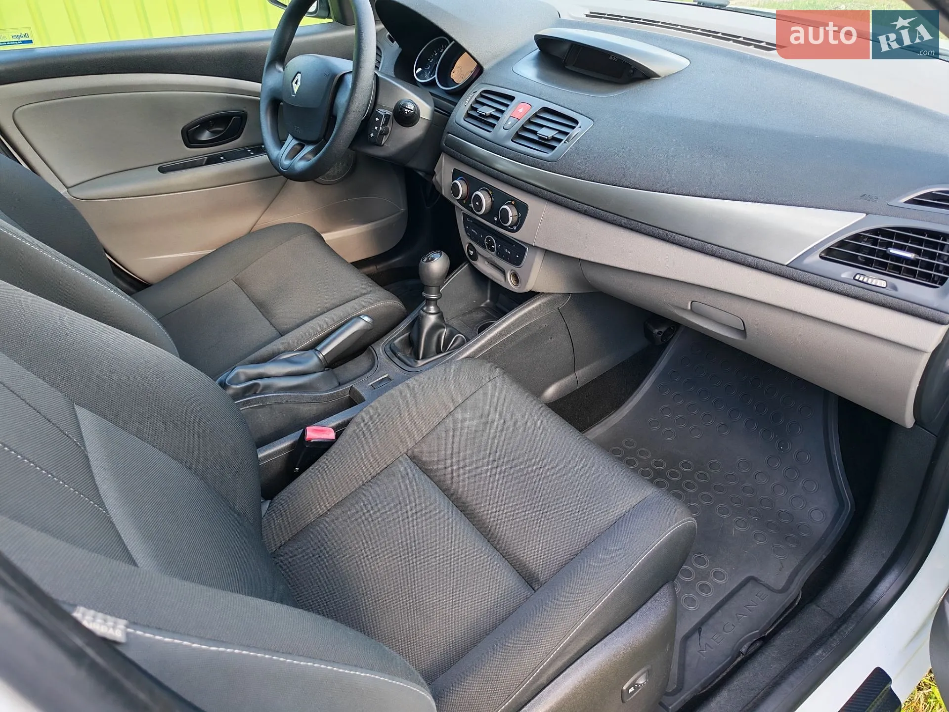 2010 Renault Megane - мініатюра 19