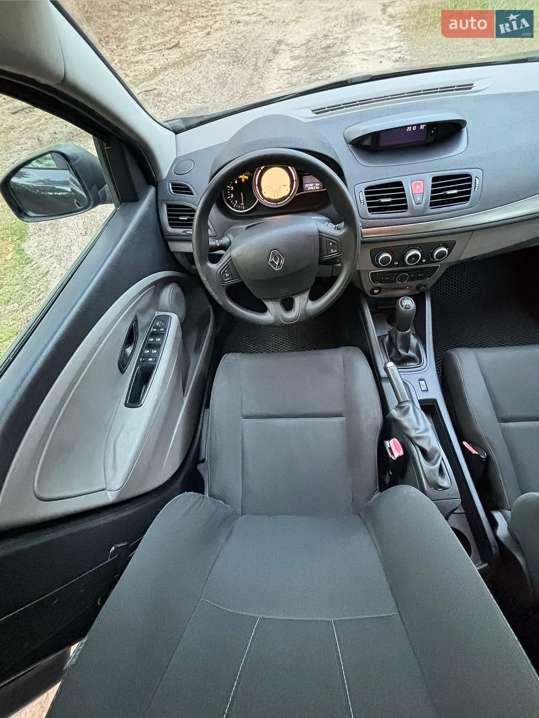 2011 Renault Megane - мініатюра 10