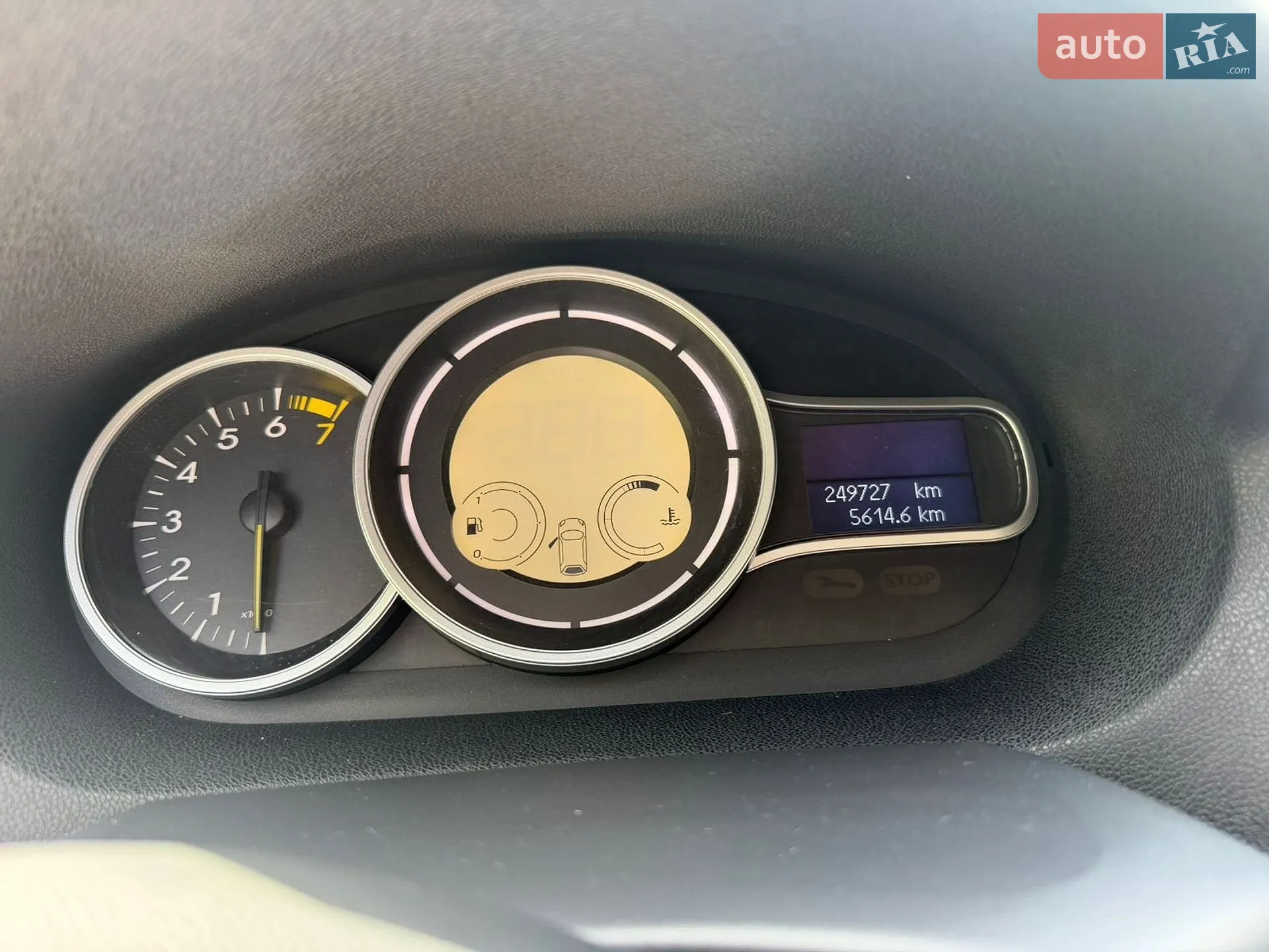 2010 Renault Megane - мініатюра 19