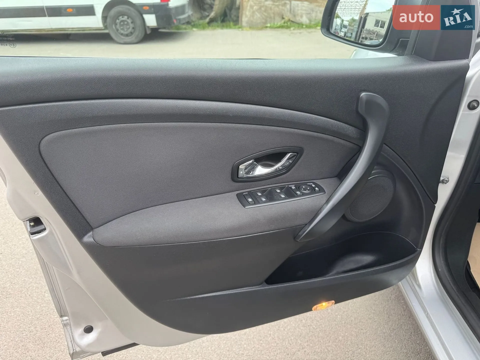 2013 Renault Megane - мініатюра 16