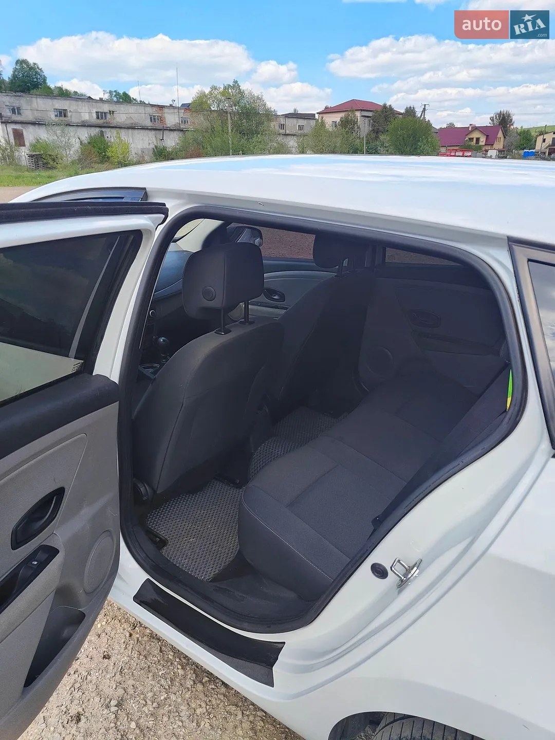 2011 Renault Megane - мініатюра 7