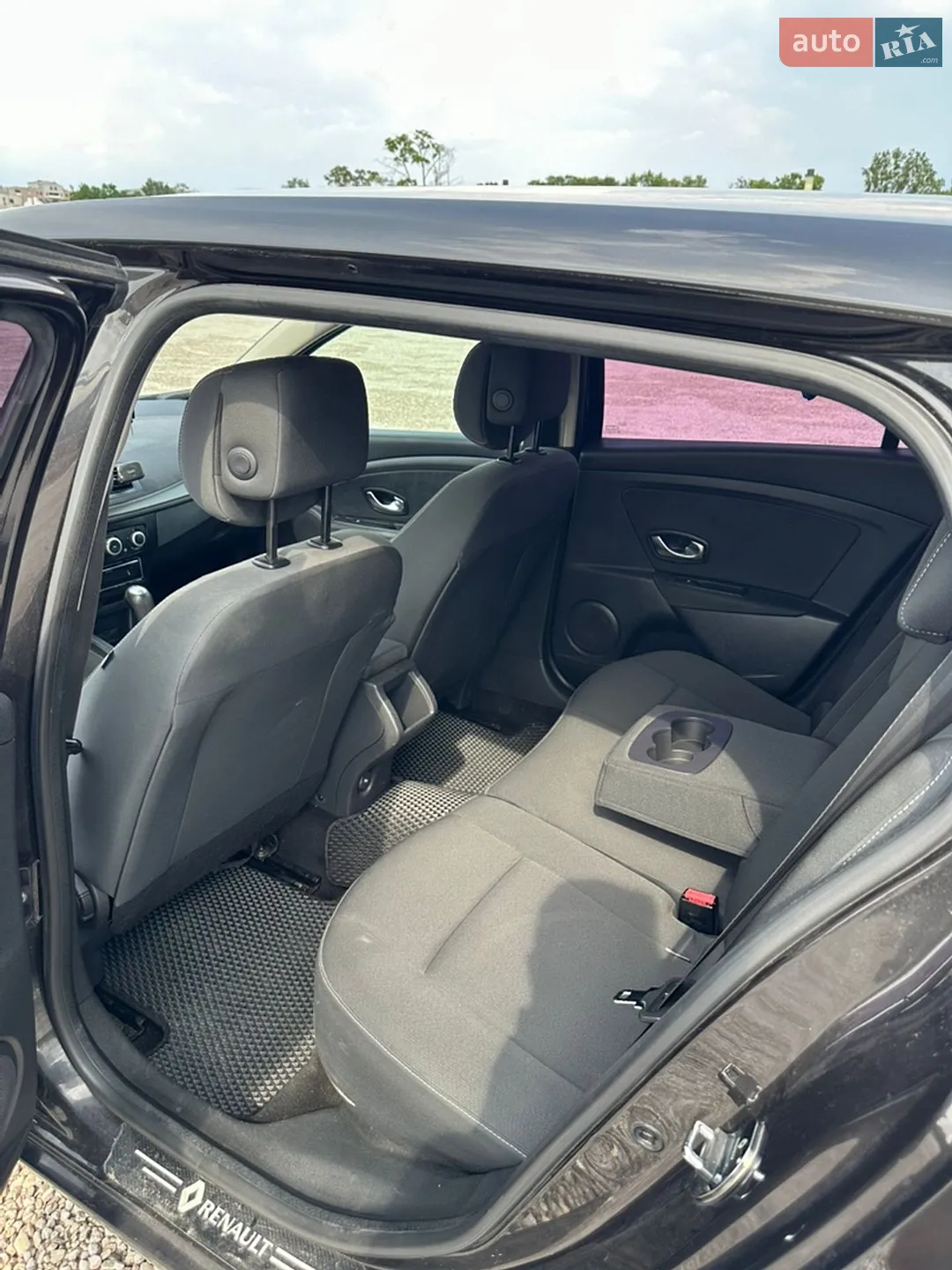 2010 Renault Megane - мініатюра 22