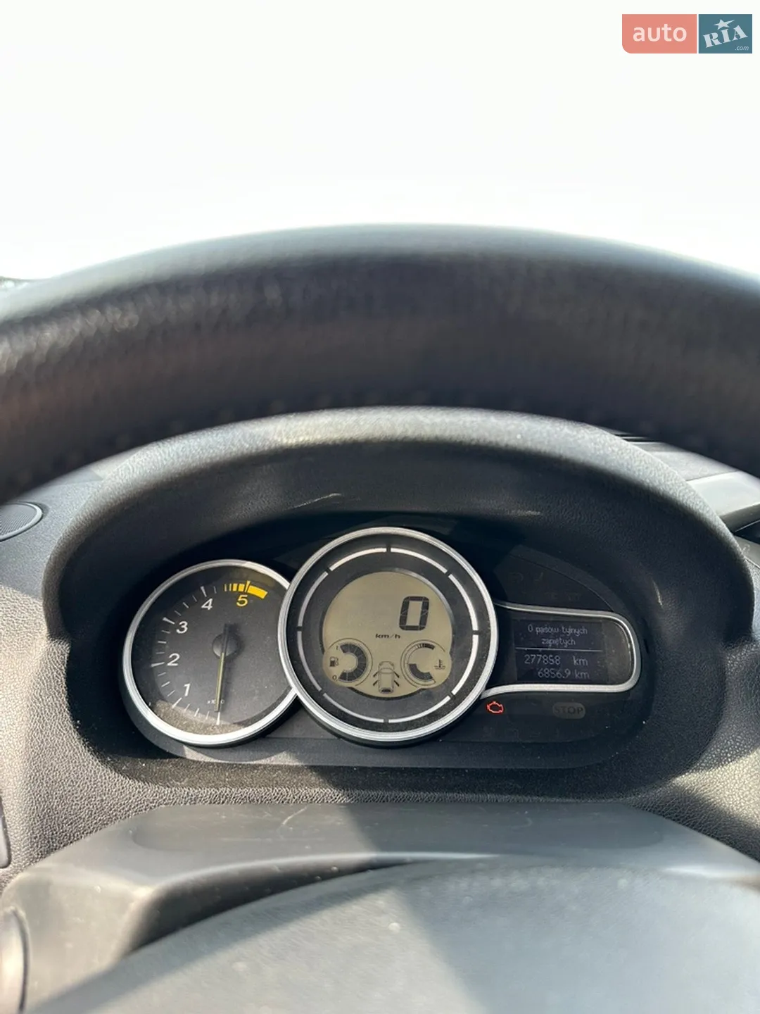 2010 Renault Megane - мініатюра 37
