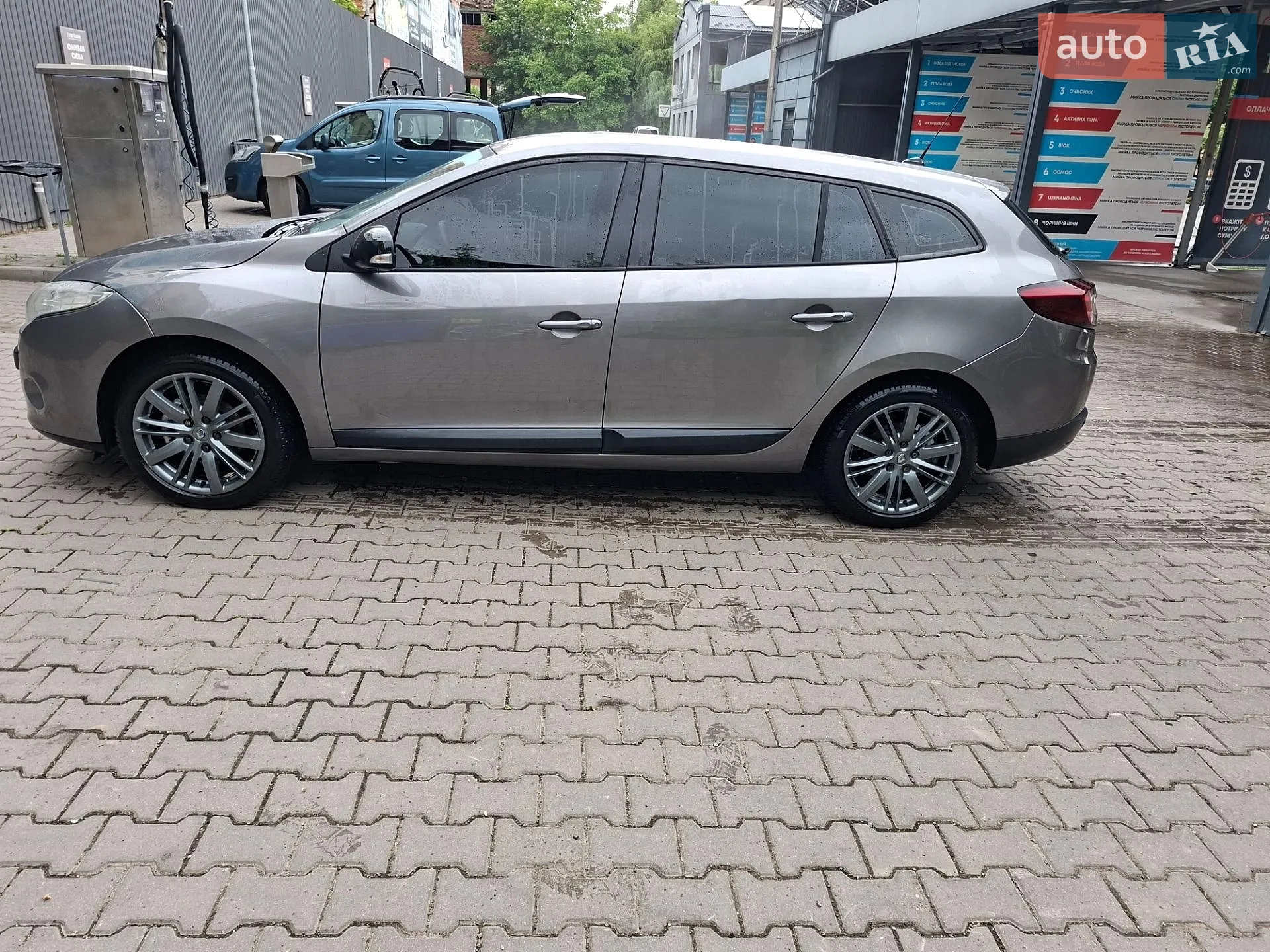 2011 Renault Megane - мініатюра 2