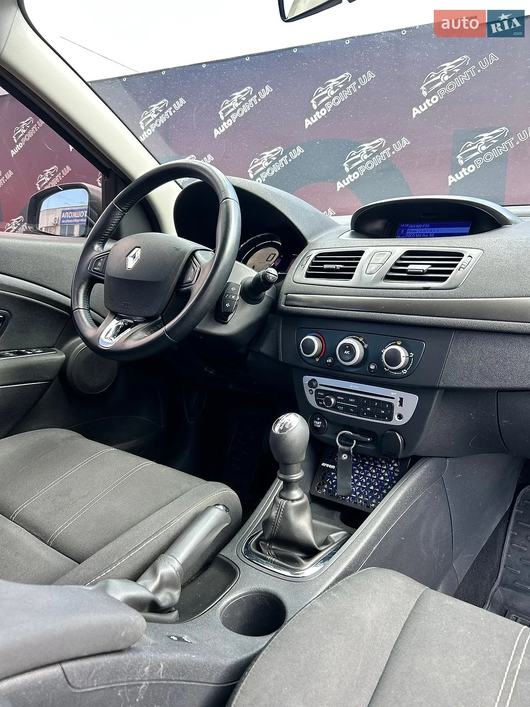 2015 Renault Megane - мініатюра 27