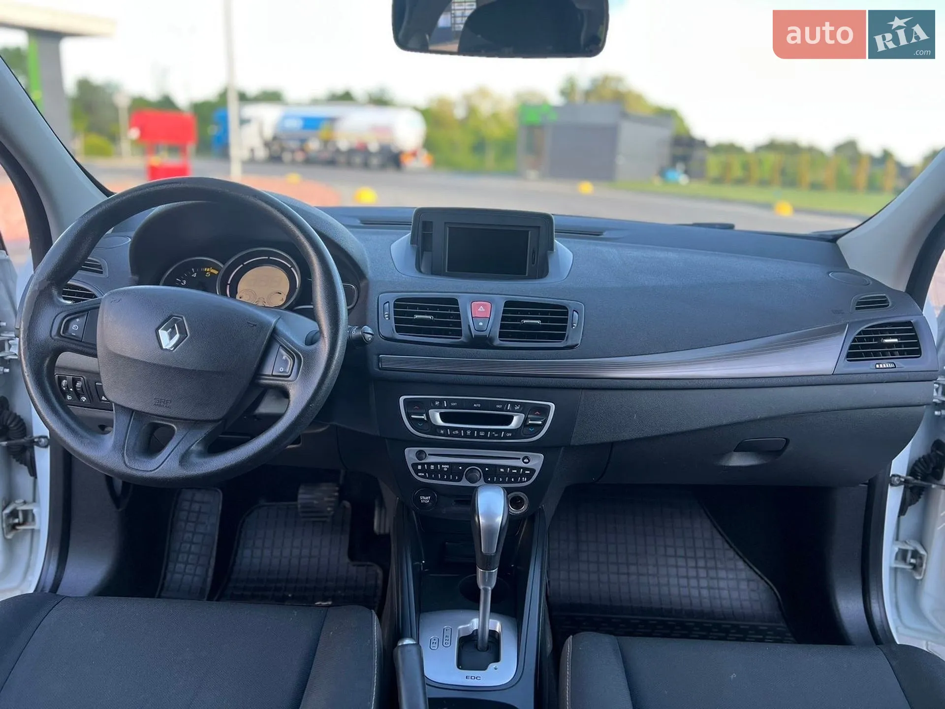 2012 Renault Megane - мініатюра 11