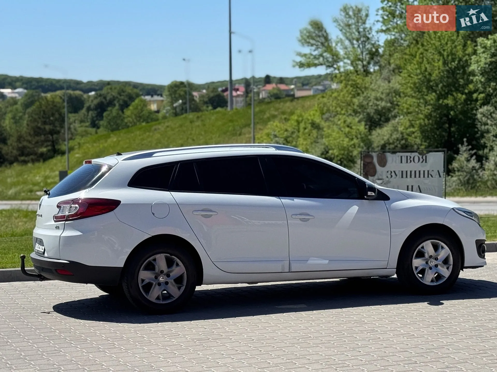 2015 Renault Megane - мініатюра 11